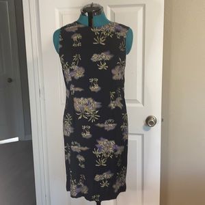 Parsons Place sleeveless shift dress. M